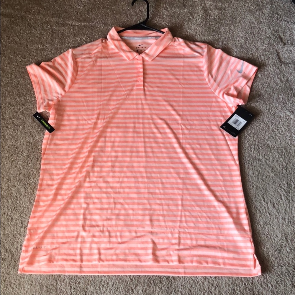 Peach striped Nike women’s golf short sleeve shirt
